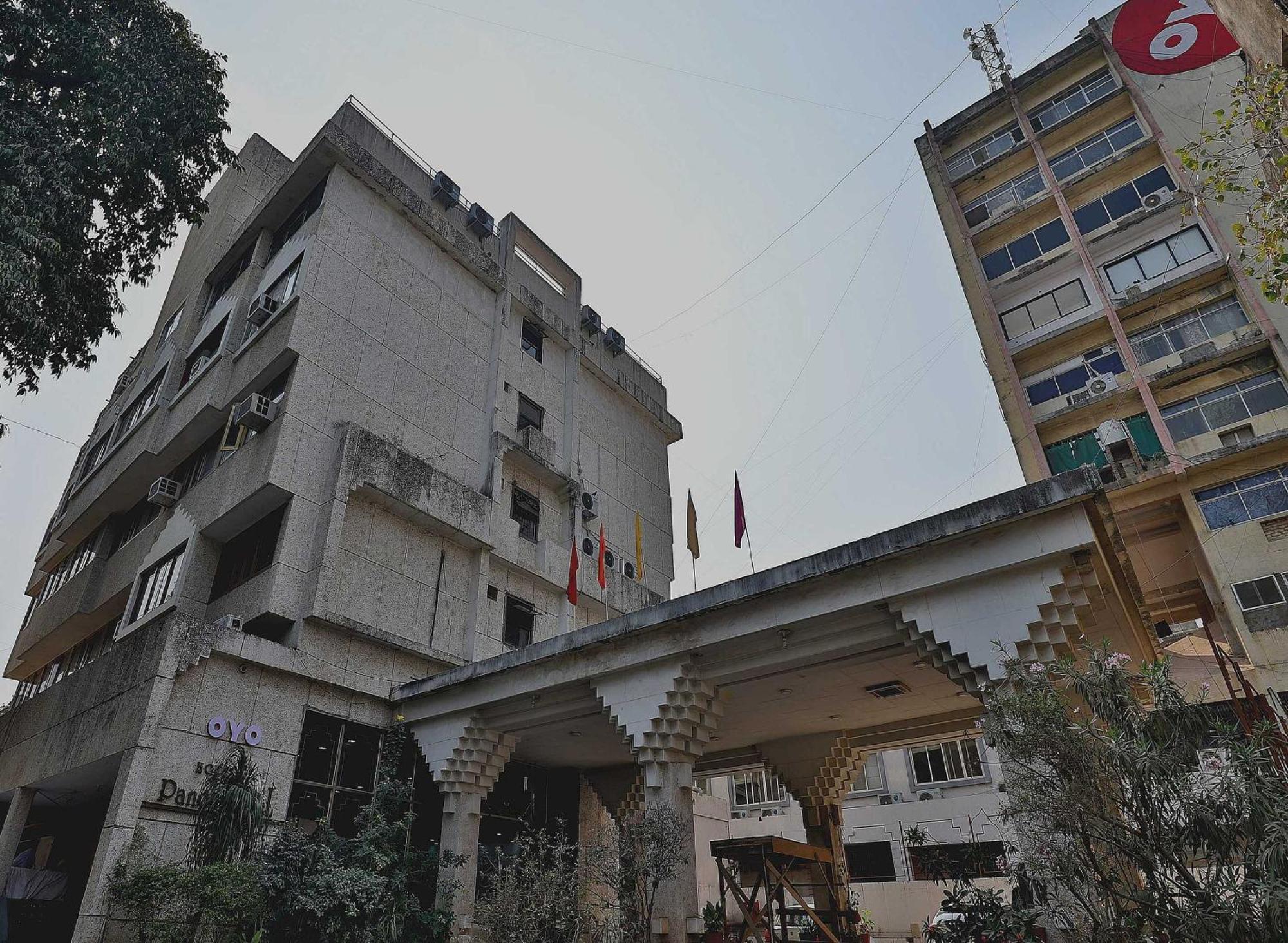 Collection O Hotel Panchsheel Vadodara Exterior photo